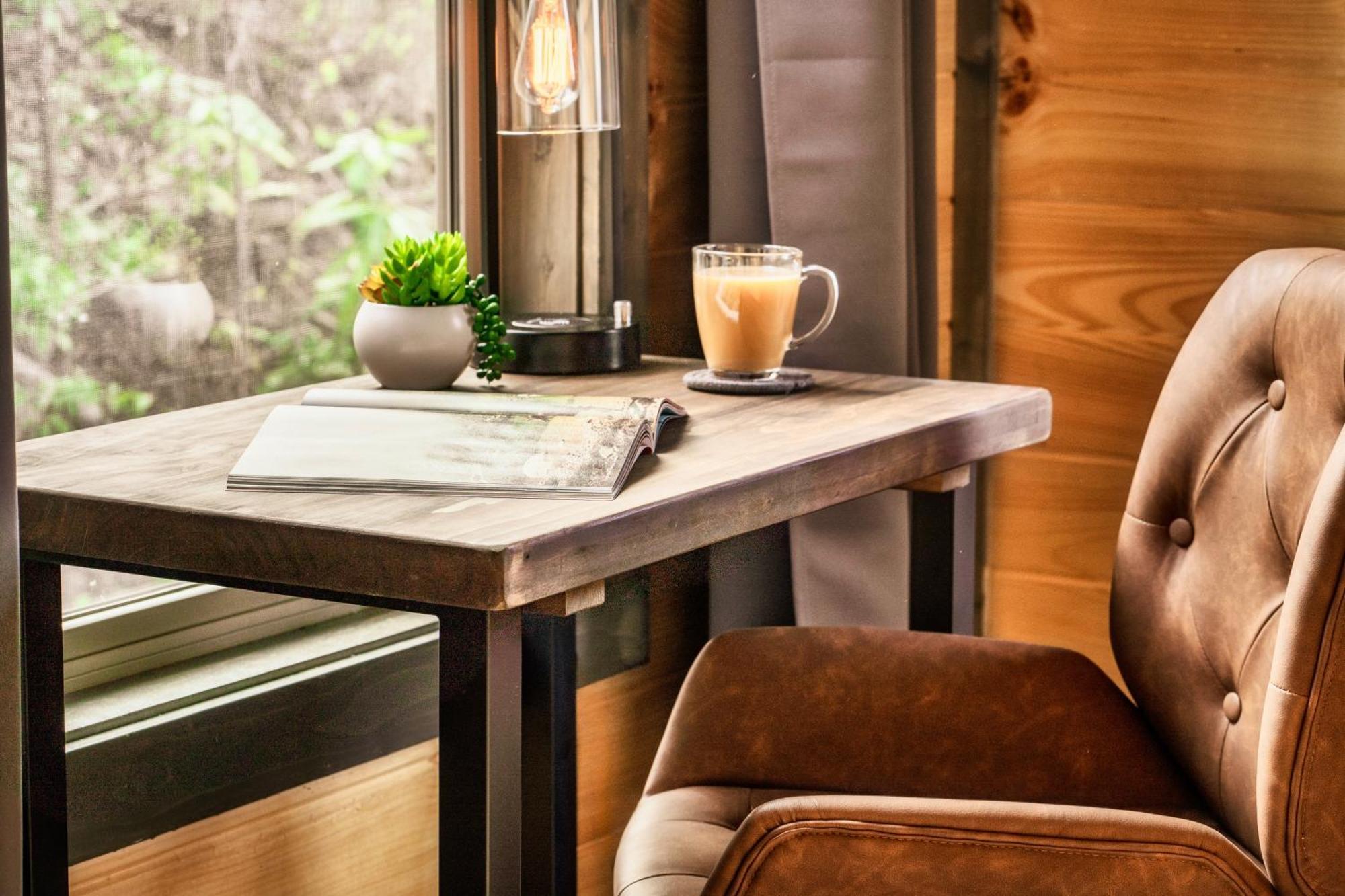 Mountainscape - Brand New Cabin W Views - Hottub - Firetable - Ps5 - Pooltable - 3 Pools 개틀린버그 외부 사진